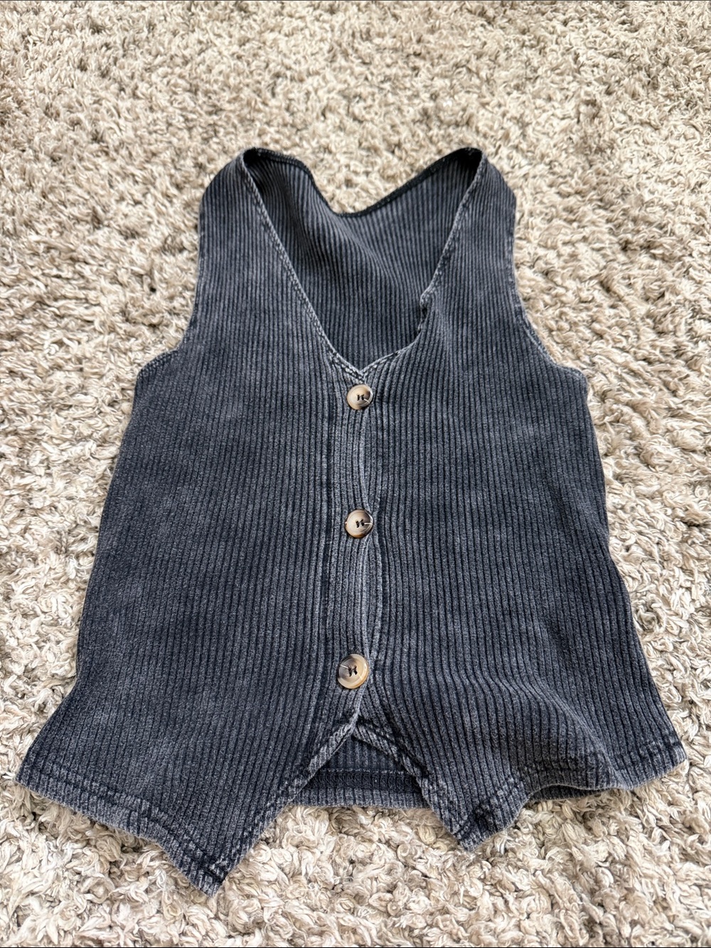 SHEIN Black Ribbed Button-Front Tank